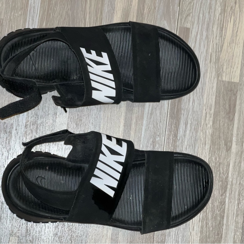 Nike Black Sandals for Women